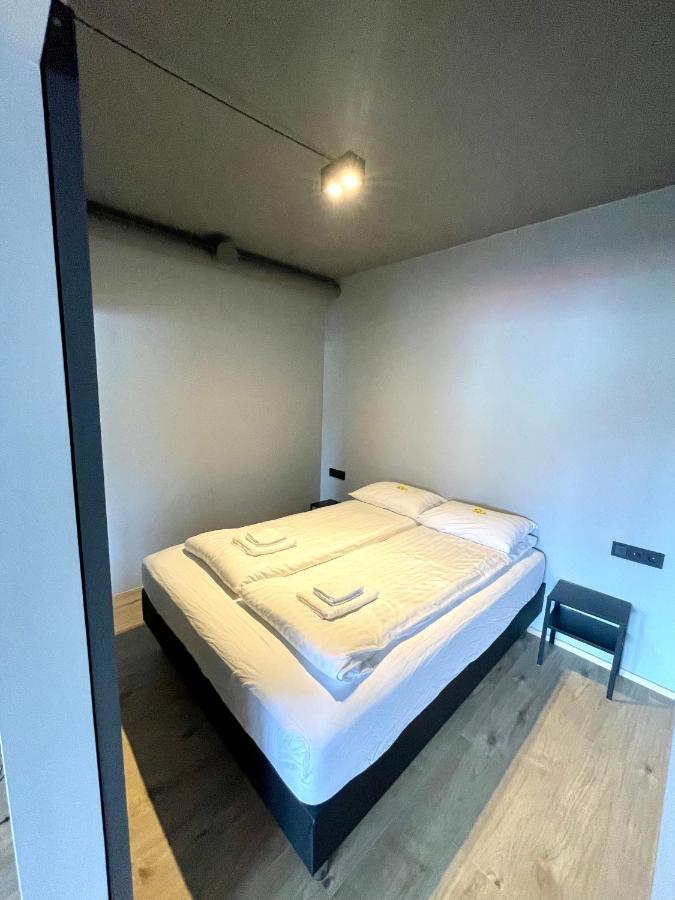 Modern Apartment With Hot Tub In Ακουρέιρι Εξωτερικό φωτογραφία